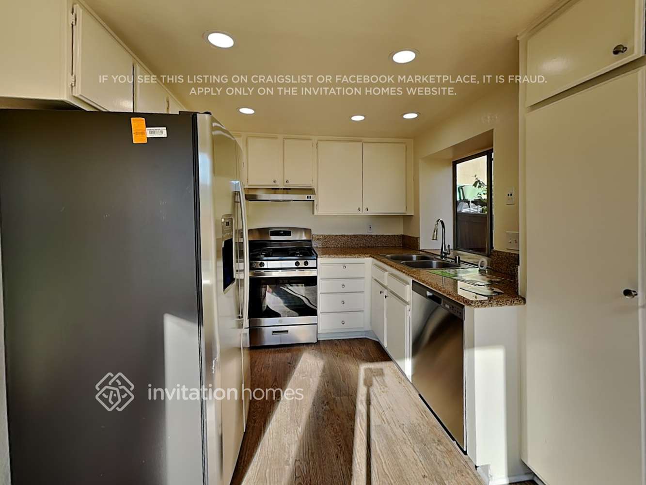 Building Photo - 14327 Green Vista Dr