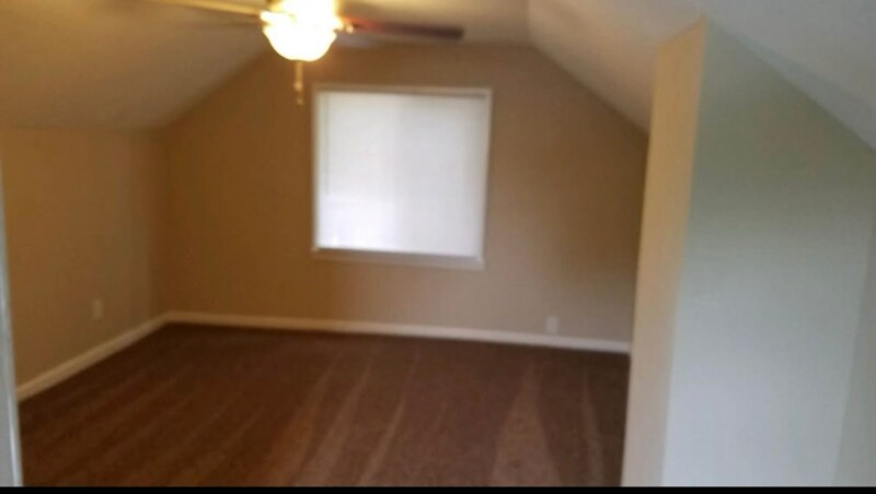 Building Photo - 472 Jefferson St