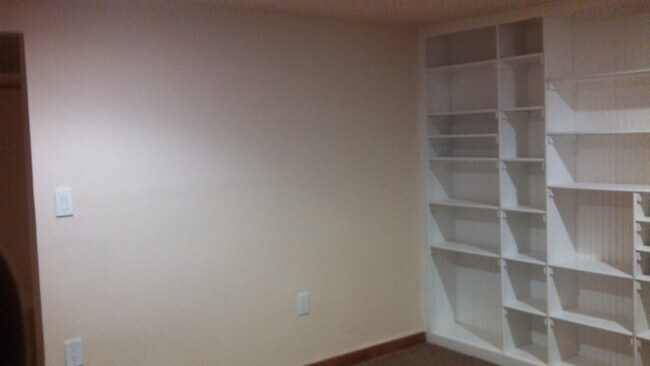 Building Photo - 5BD/3BA Home Near Pearl St, CU, Hiking Park | Avail. August 2026 Pre-Lease