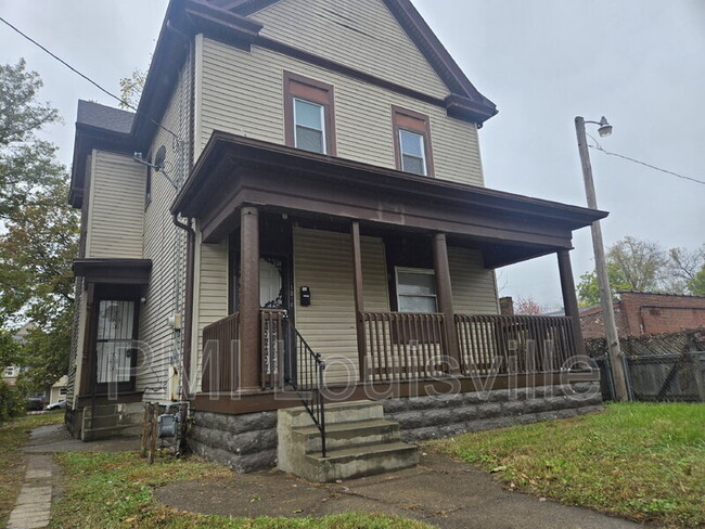 Building Photo - 1310 Olive St