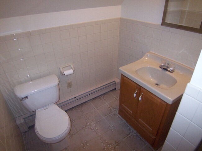 Building Photo - 539 E 10th Ave