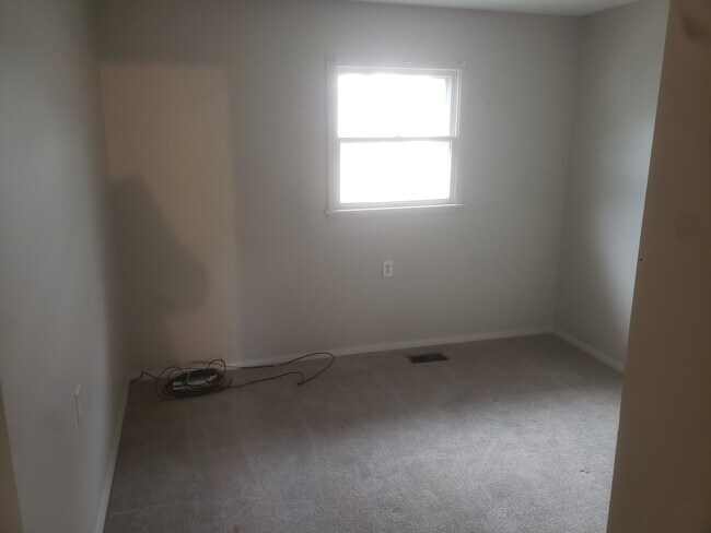 Building Photo - 7939 E Cree Lake Dr S