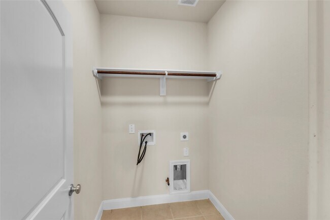 Building Photo - 4819 Eagles Glen Dr