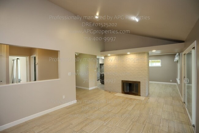 Building Photo - 11411 Chapman Ave
