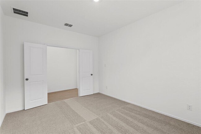 Building Photo - 172 Rodney Boat Rd