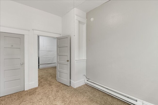 Building Photo - 1b/1ba Goose Hollow Apartment, close to everything!