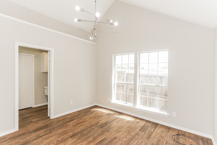 Building Photo - 3912 Wanklyn Ct
