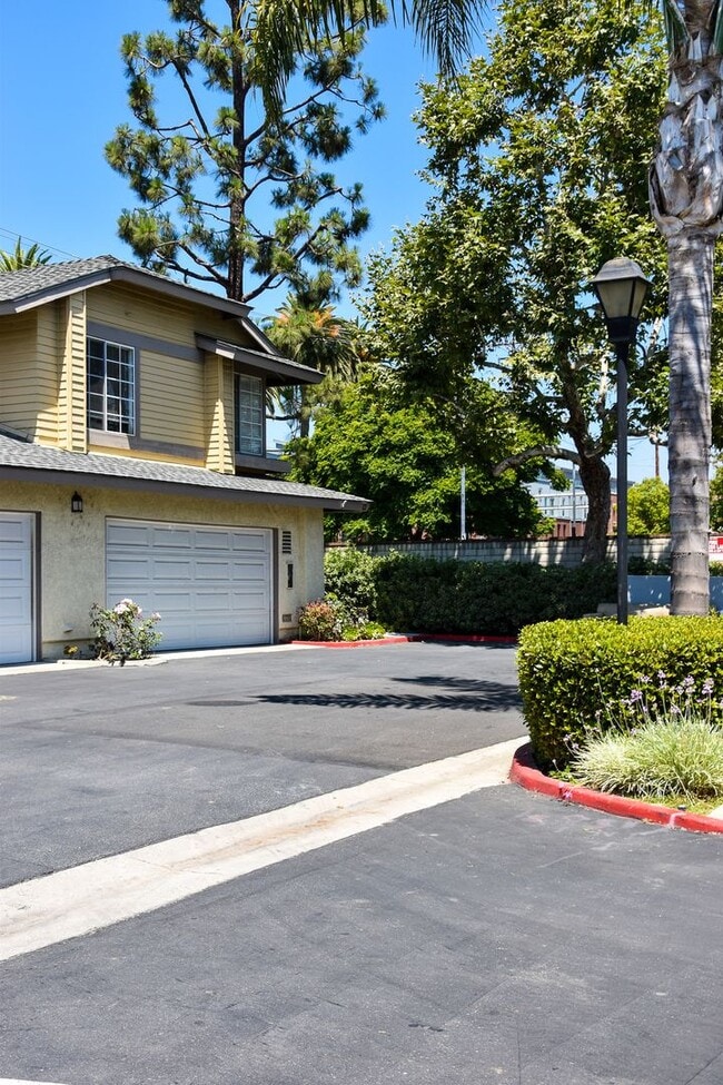 Building Photo - Steps to Chapman University