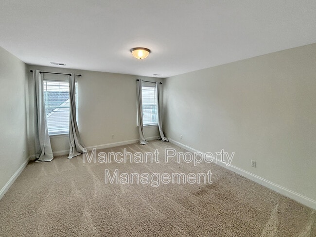 Building Photo - 28 Arnold Mill Rd