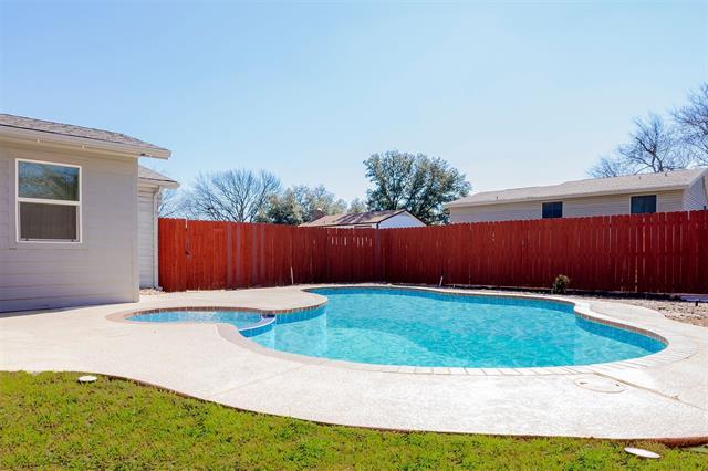 Building Photo - 2700 Chancellor Dr