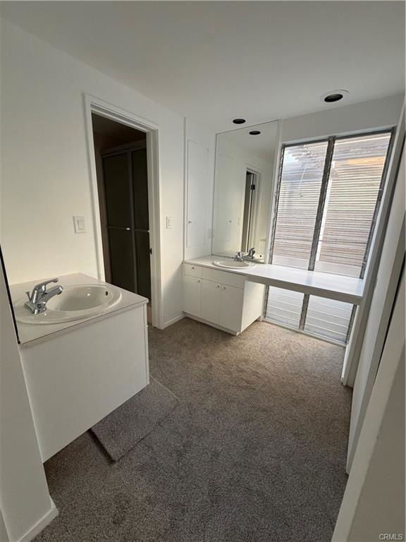 Building Photo - 321 Coral Ave