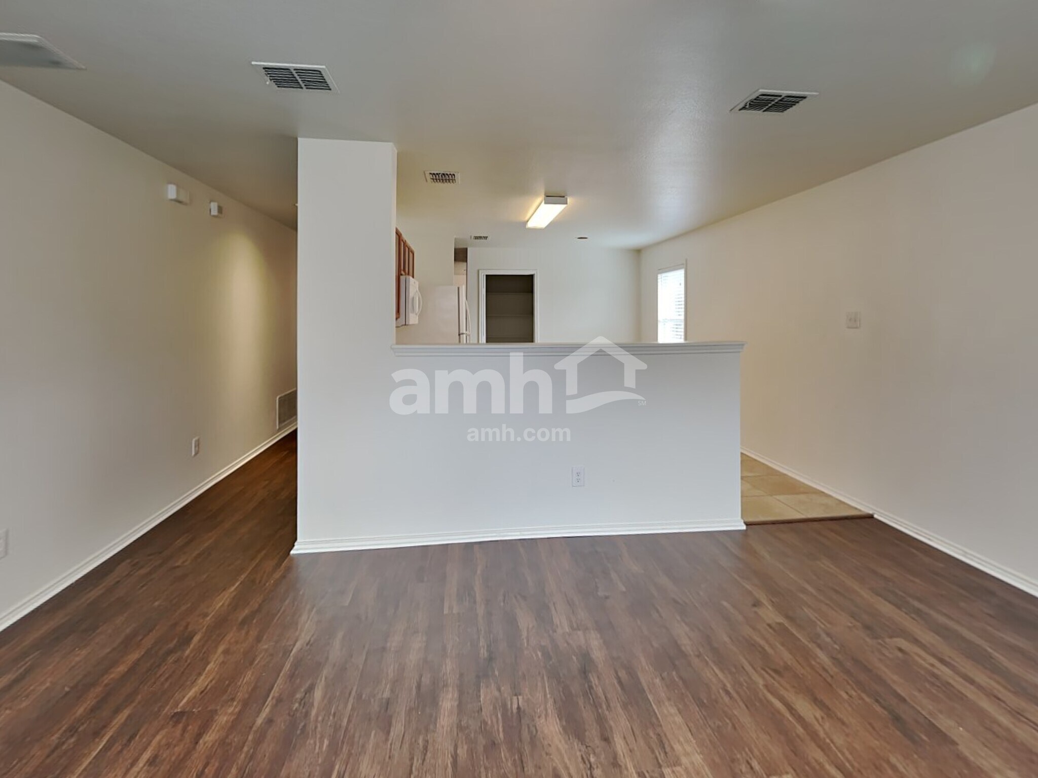 Building Photo - 1101 Eagle Claw Dr