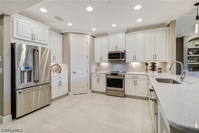 Building Photo - 9653 Montelanico Loop