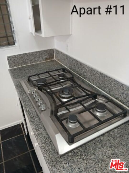 Building Photo - 4106 Rosewood Ave