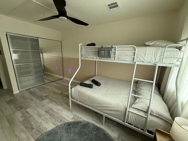 Building Photo - 5912 Harvest Hill Rd