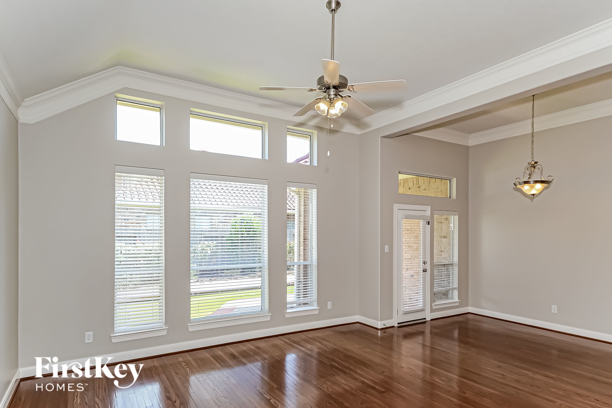 Building Photo - 5 Peach Tree Ct