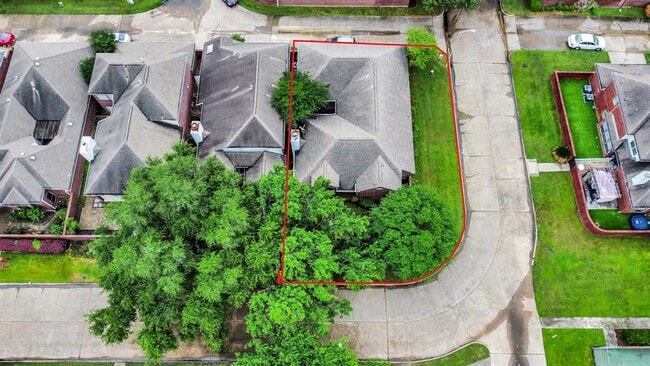 Building Photo - 4727 Cashel Castle Dr