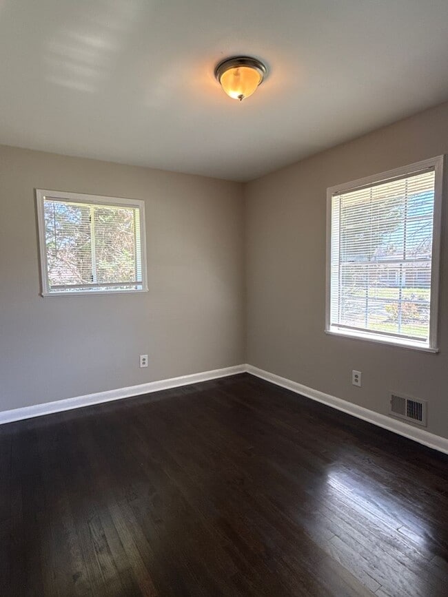 Building Photo - 3 Bed 2 Bath in Jonesboro! ***Get 50% Off Your First Month! Limited Time – Ends June!***