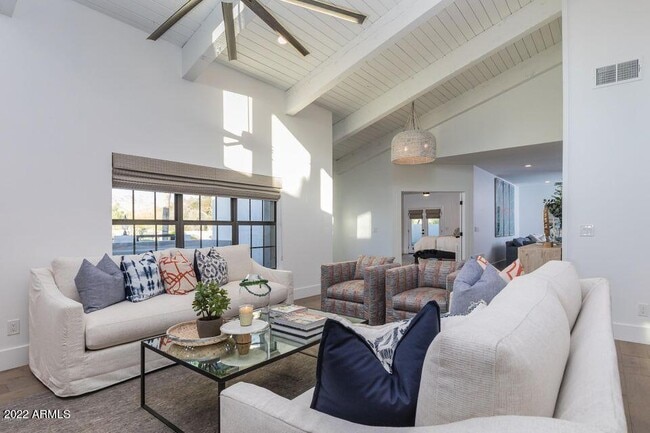 Building Photo - 22012 N 84th Pl