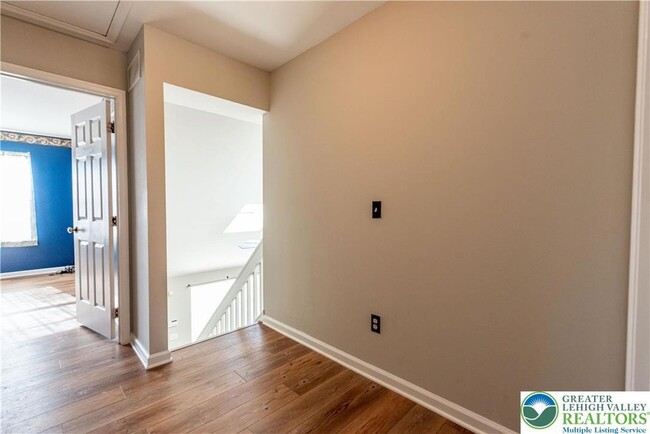 Building Photo - 2657 Tamlynn Ct