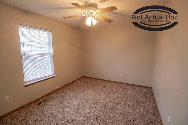 Building Photo - 1505 Native Dancer Ct