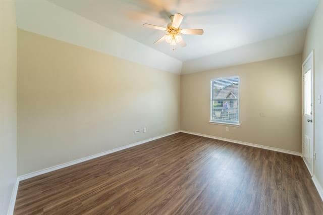 Building Photo - 122 Sunburst Ct