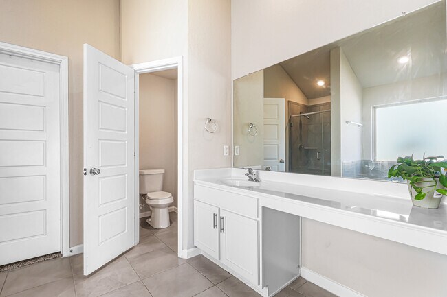 Building Photo - 7039 Diamond Vly