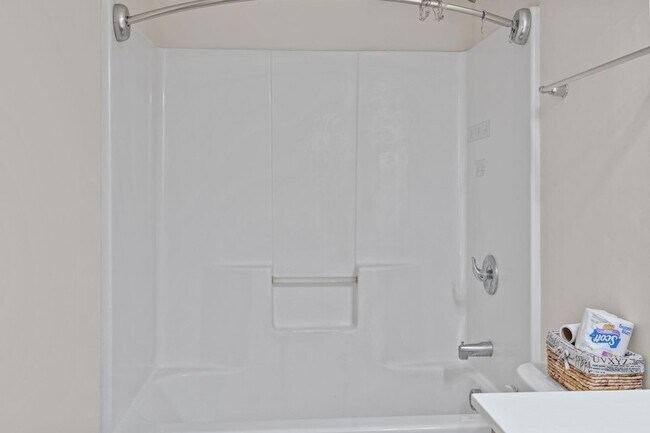 Building Photo - 8988 Cat Tail Pond Rd