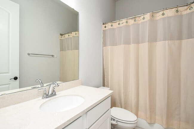 Building Photo - 28903 Creekside Bend Dr