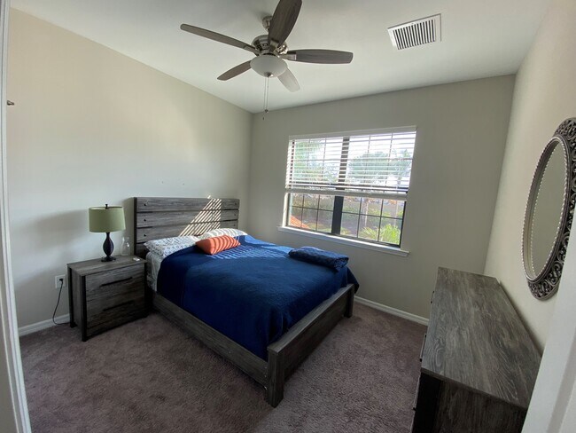 2nd bedroom - 26141 Palace Ln