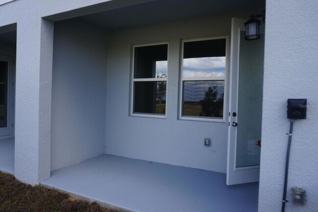 Building Photo - 2975 Maloof Dr