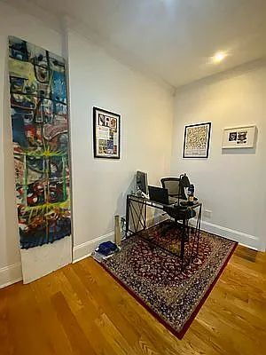 Building Photo - "Charming 2-Bedroom Gem in the Heart of Brooklyn - Your Perfect Urban Retreat!"