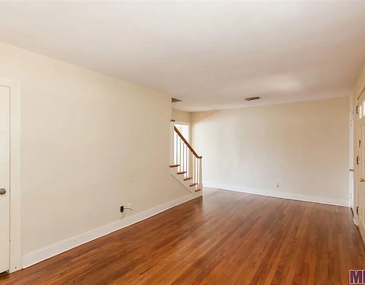 Building Photo - 3536 Marie Dr