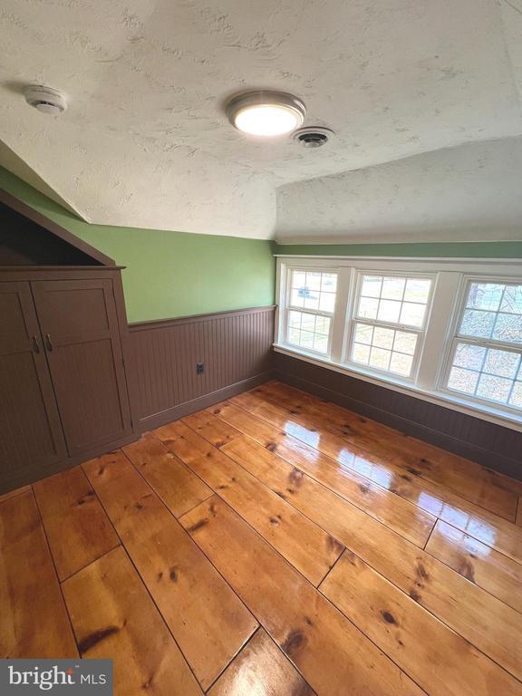 Building Photo - 7617 Old Plank Rd