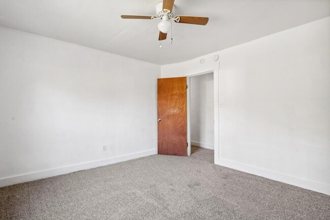 Building Photo - 112-114 Rockwood Ave - 114