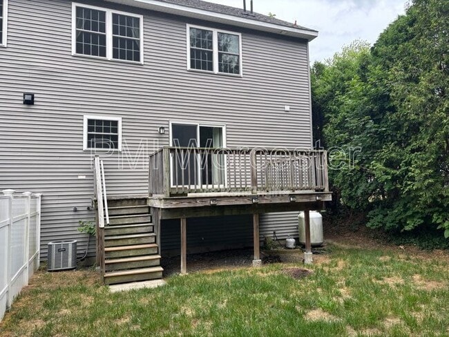 Building Photo - 47 Eustis St