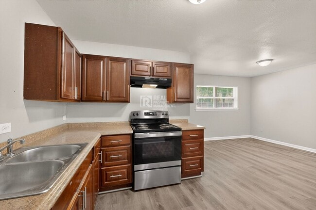 Building Photo - Move-In Ready Arlington Home Near AT&T Stadium for Rent