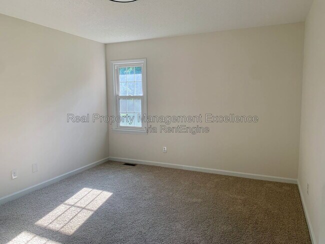 Building Photo - 5900 Swales Way