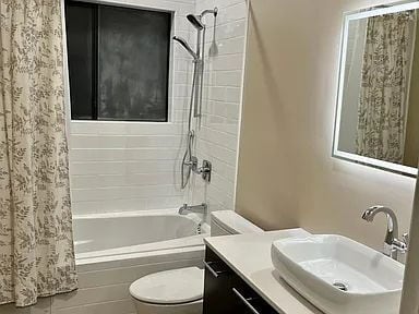 Building Photo - "Chic & Cozy 2BR/2BA Retreat in Santa Clara – Perfect for Modern Living!"