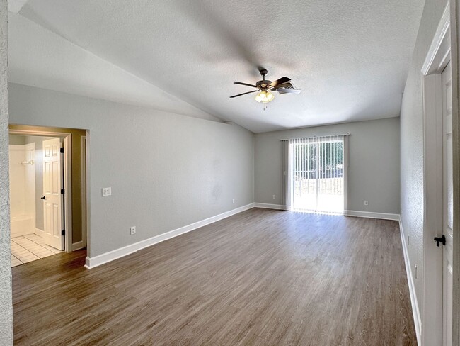 Building Photo - Freshly Renovated Three Bedroom Home Ready...