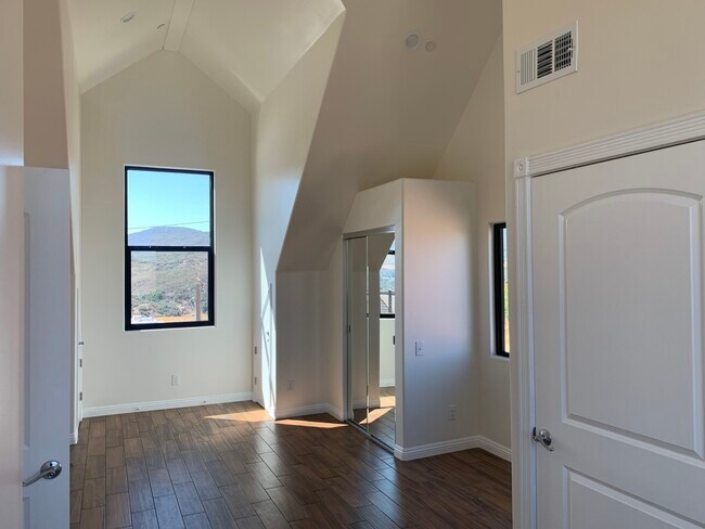 Building Photo - 14425 Hardtree Dr