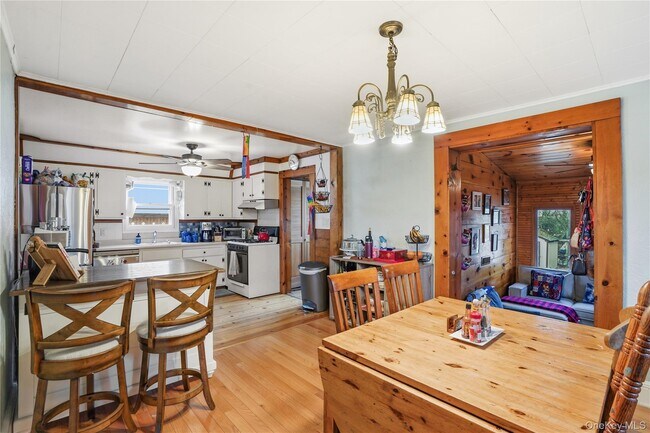 Building Photo - 241 N Highland Ave