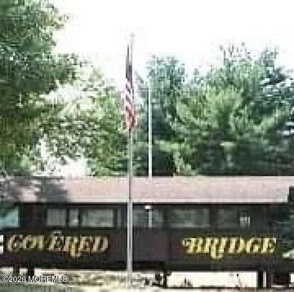 Building Photo - 175 Amberly Dr