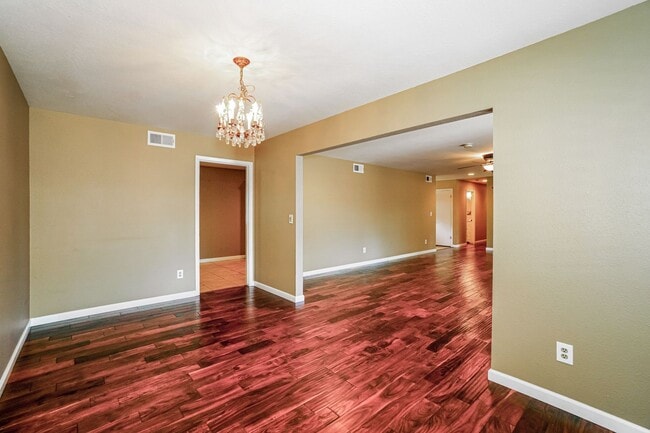 Building Photo - Charming Lincoln Village West 3BD Home with Spacious Corner Lot