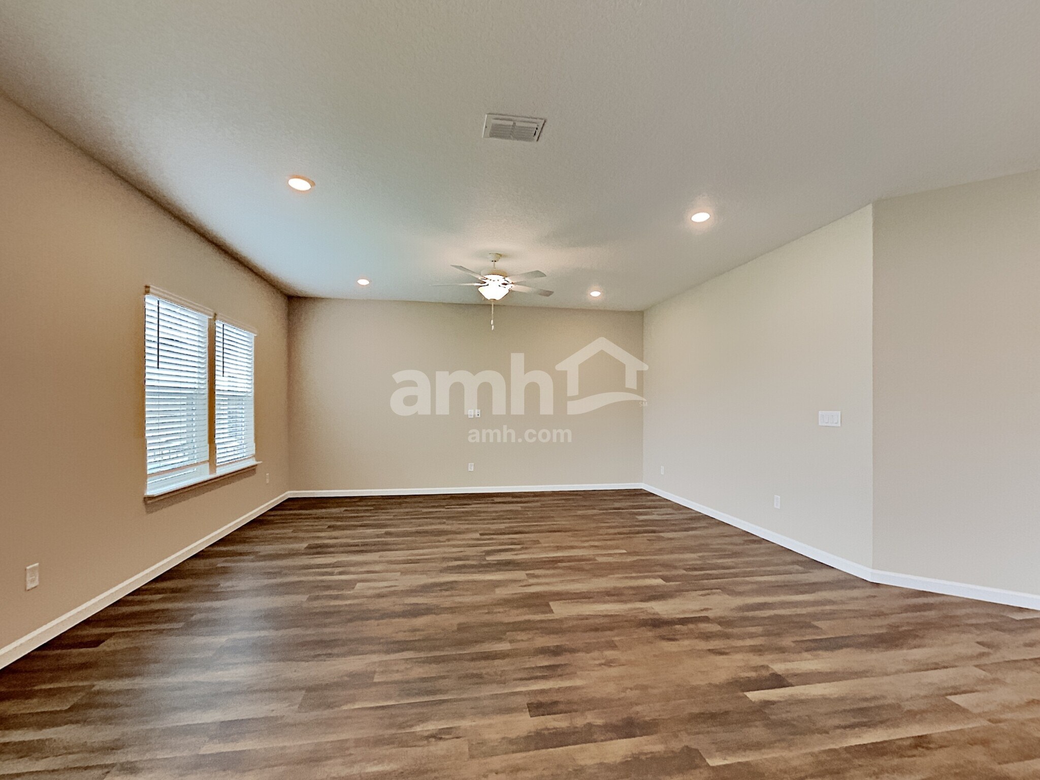 Building Photo - 368 Stone Arbor Ln