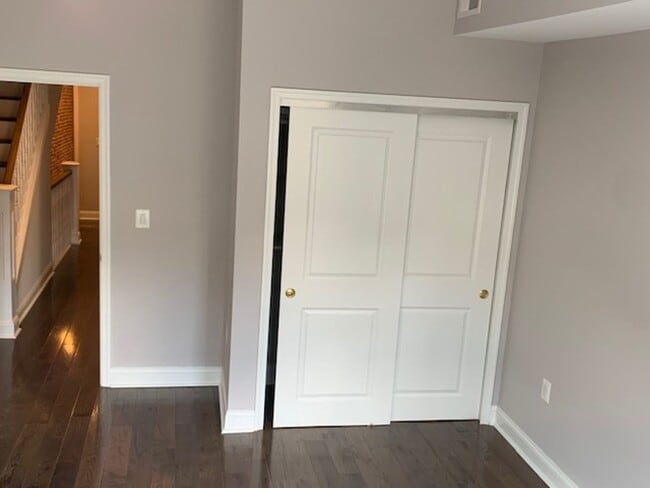 Building Photo - Charming Philadelphia Home in a Prime Location