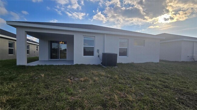 Building Photo - 747 Cypress Creek Run