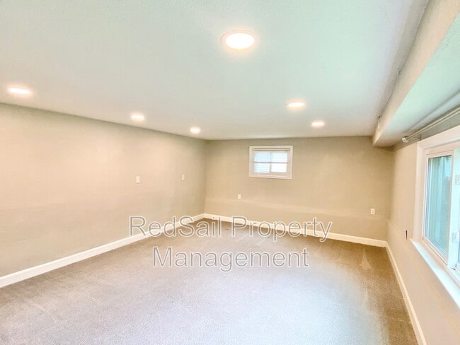 Building Photo - 5964 Lockamy Ln