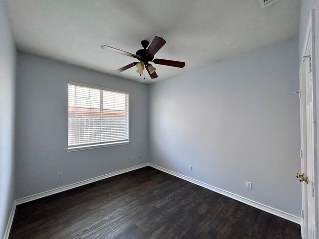 Building Photo - 4710 Sojourner St