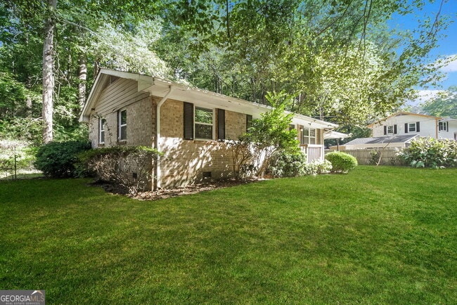 Building Photo - 599 Plainville Dr SW